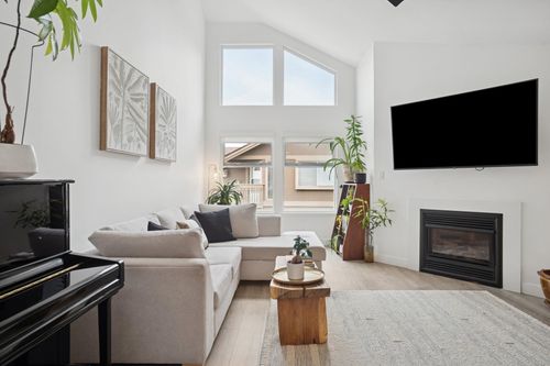 31-12880 Railway Ave, Richmond, BC, V7E6G4 | Card Image