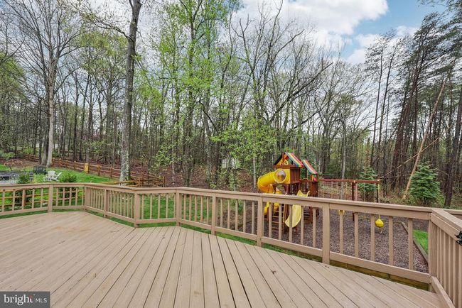 2912 Oakton Ridge Cir, House other with 5 bedrooms, 4 bathrooms and null parking in OAKTON VA | Image 23