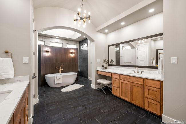 1142 PR 2771 Private Road 2771, Home with 0 bedrooms, 0 bathrooms and null parking in Mico TX | Image 25