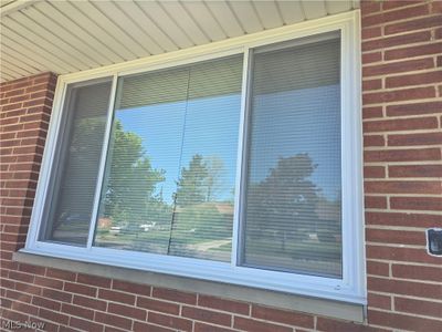 New vinyl replacement windows | Image 3