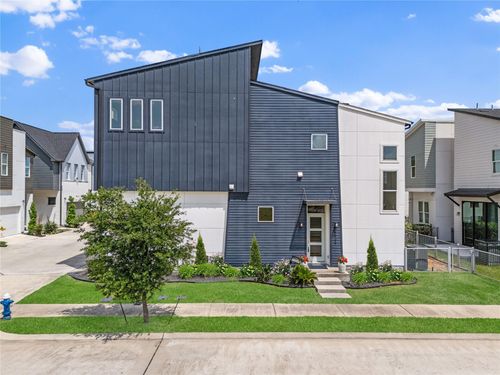 9809 Blissful Prairie Ln, Houston, TX, 77080-2757 | Card Image