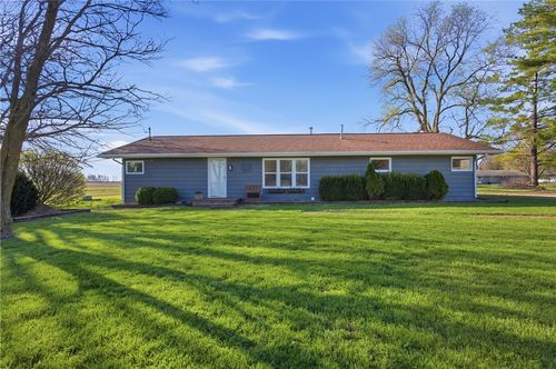 211 E Ashmore St, Ashmore, IL, 61912-9782 | Card Image