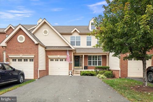 19595 Aspendale Sq, ASHBURN, VA, 20147-5264 | Card Image