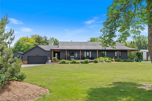 6251 Walkers Rd, Mount Hope, ON, L0R1W0 | Card Image
