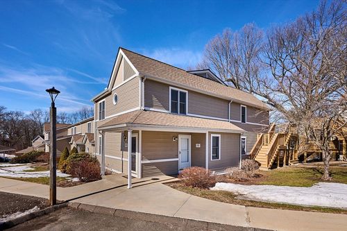 apt-153-61 Abbey Memorial Dr, Chicopee, MA, 01020-1774 | Card Image