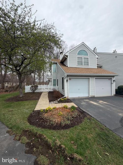 514 Cedar Hollow Dr, Yardley, PA, 19067-6356 | Card Image