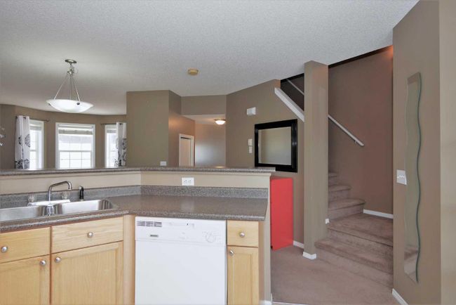 121 Tuscany Springs Gardens Nw, Home with 2 bedrooms, 2 bathrooms and 2 parking in Calgary AB | Image 4