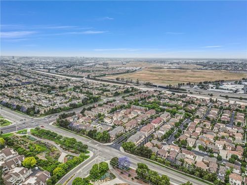 284 Tustin Field Dr, Tustin, CA, 92782 | Card Image