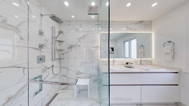 5 Mary Elizabeth Cres, House other with 5 bedrooms, 4 bathrooms and 4 parking in Markham ON | Image 25