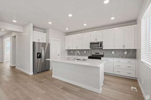 1225-3471 N Gina St, Eagle Mountain, UT, 84005 | Card Image
