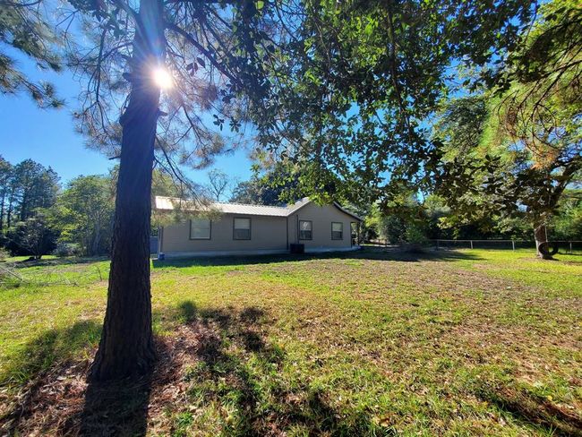 909 W Elder Street, House other with 3 bedrooms, 2 bathrooms and null parking in Colmesneil TX | Image 24