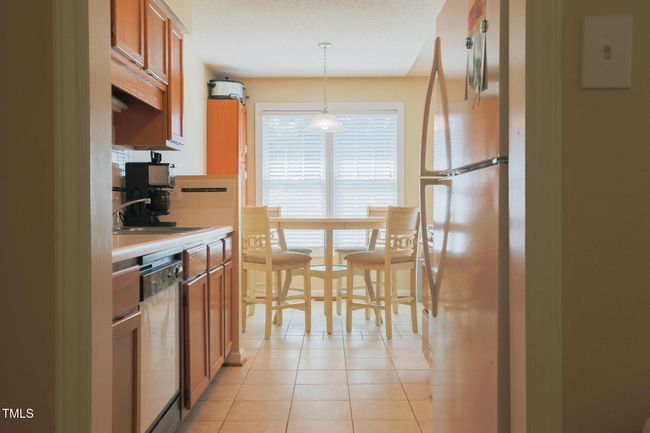 Kitchen | Image 8