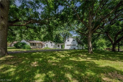 35176 Chestnut Ridge Rd, North Ridgeville, OH, 44039-3914 | Card Image
