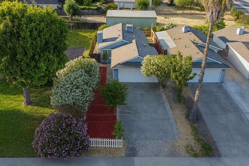 2111 Bell Avenue, Sacramento, CA, 95838 | Card Image