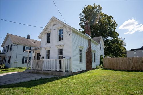 5 Park St, New Hartford, NY, 13413-2319 | Card Image