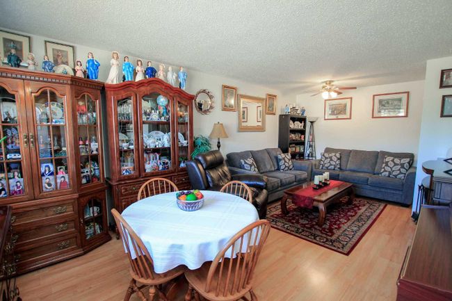 3813 50 A Street, Home with 3 bedrooms, 1 bathrooms and 3 parking in Red Deer AB | Image 4