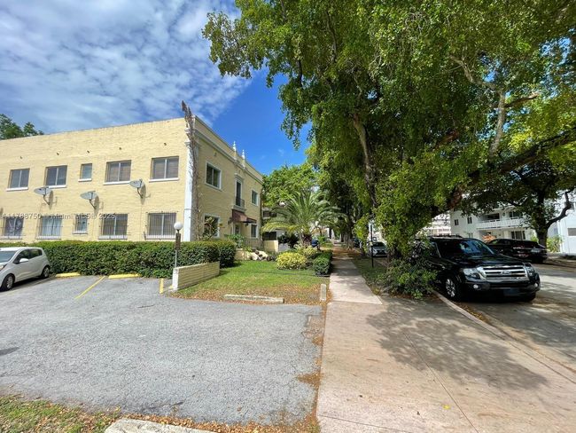 APT-8 - 223 Calabria Ave, Condo with 1 bedrooms, 1 bathrooms and null parking in Coral Gables FL | Image 16