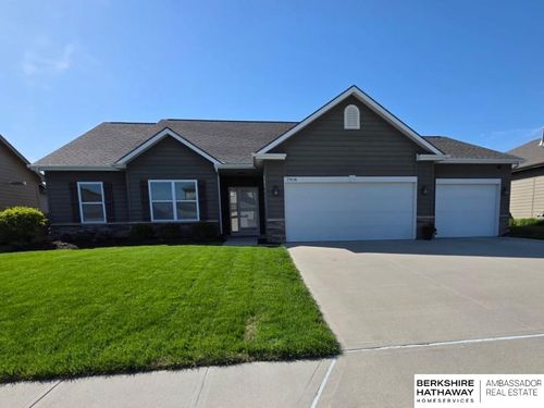 7906 S 193rd St, Gretna, NE, 68028-4393 | Card Image