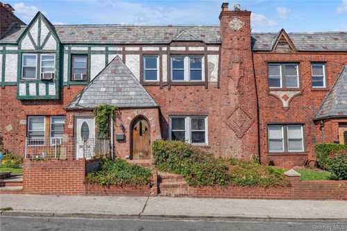 30-12 90th St, East Elmhurst, NY, 11369-1706 | Card Image