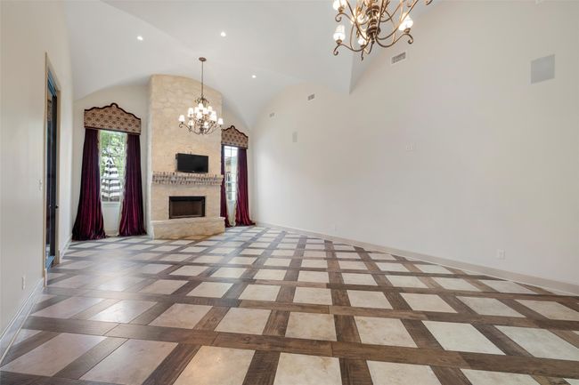 11030 Hidden Blf, House other with 4 bedrooms, 4 bathrooms and null parking in McGregor TX | Image 16