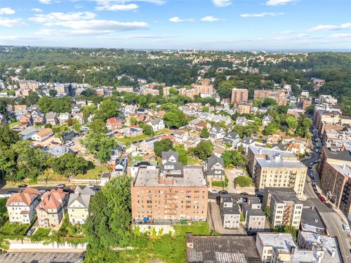 apt-3g-143 Bruce Ave, Yonkers, NY, 10705-3825 | Card Image