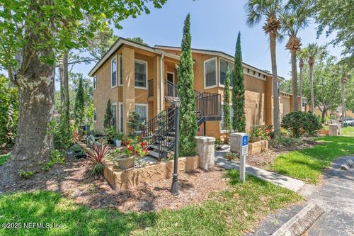 833 Shoreline Cir, Ponte Vedra Beach, FL, 32082-2740 | Card Image