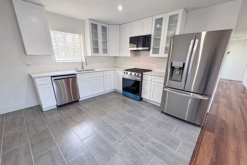 404 Oakhill, Elkhart, TX, 75839 | Card Image