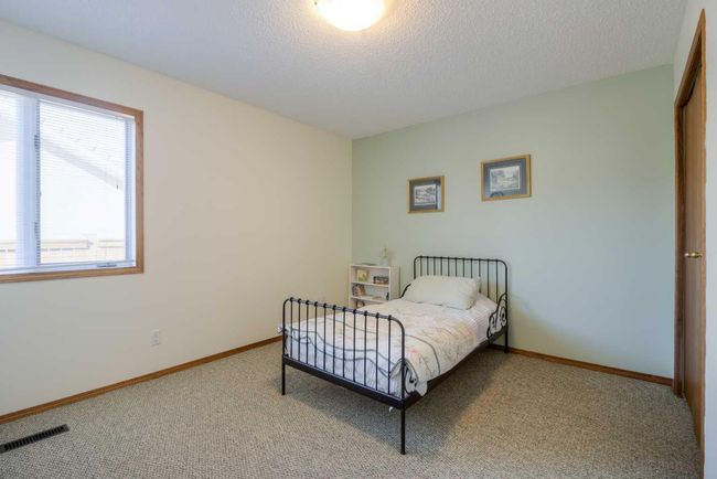 6 Tudor Cres S, House detached with 6 bedrooms, 3 bathrooms and 4 parking in Lethbridge AB | Image 33