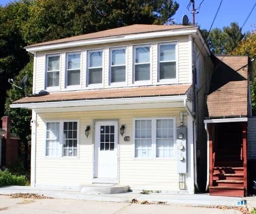 387 Putnam Pike, Killingly, CT, 06241-1107 | Card Image