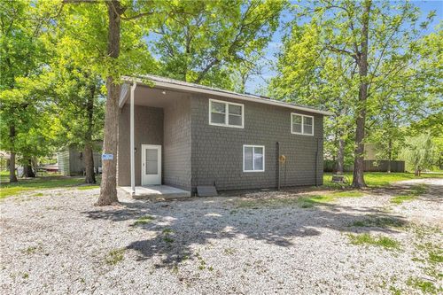 34 Agnes Ln, La Cygne, KS, 66040-6131 | Card Image