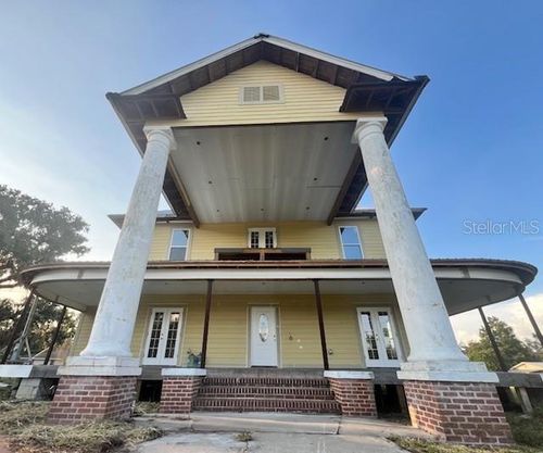 701 1st St Ne, FORT MEADE, FL, 33841-2718 | Card Image