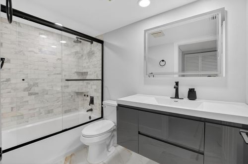 apt-c2-13770 Oneida Dr, Delray Beach, FL, 33446-3319 | Card Image