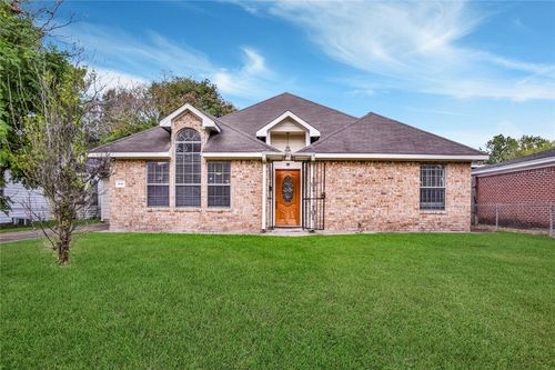 4943 Gammage St, Houston, TX, 77021-3205 | Card Image