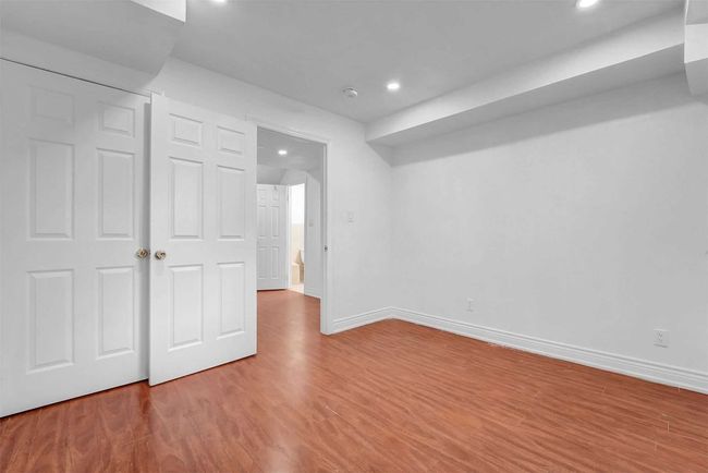 404 Hansen Rd N, House attached with 4 bedrooms, 4 bathrooms and 4 parking in Brampton ON | Image 34