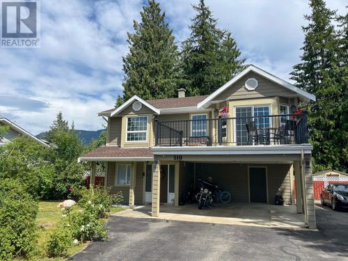 510 Cedar Street, Sicamous, BC, V0E2V0 | Card Image