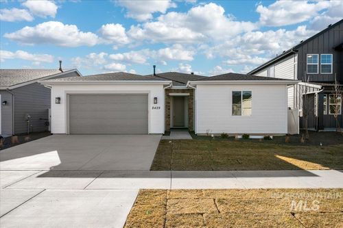 8415 S Cobalt Sky Ave, Meridian, ID, 83642-1267 | Card Image