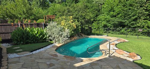 1706 Hollow Creek Ct, Garland, TX, 75040-5517 | Card Image