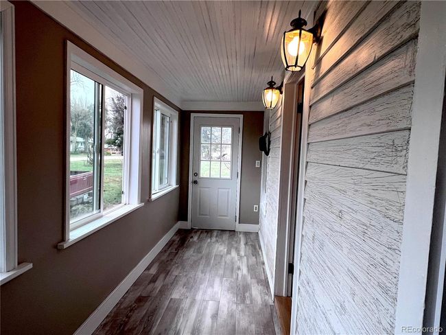 Enclosed Porch/ Entry | Image 5