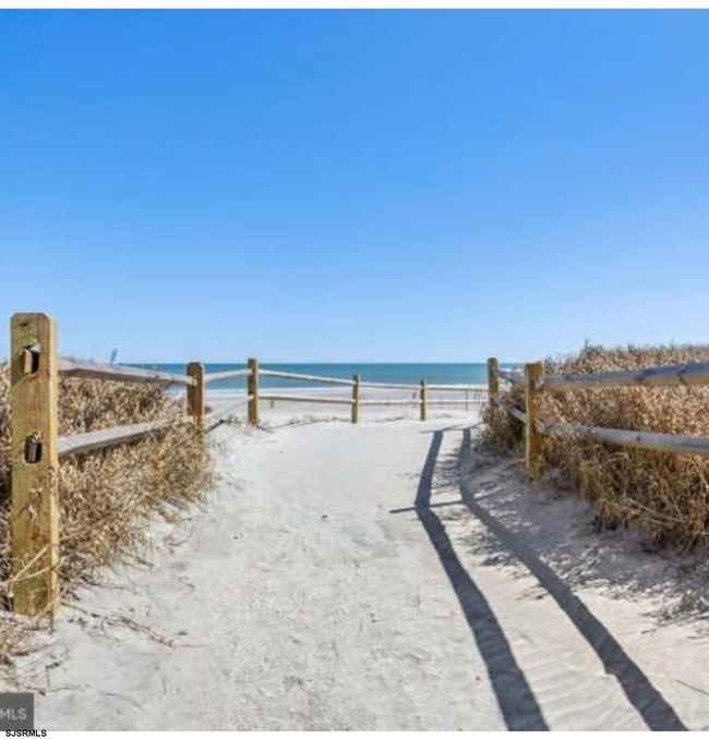 205 4 Th St N, Condo with 3 bedrooms, 3 bathrooms and null parking in BRIGANTINE NJ | Image 19