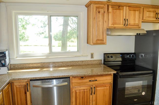 506 Powell Rd, House other with 3 bedrooms, 2 bathrooms and null parking in Lynch Station VA | Image 9