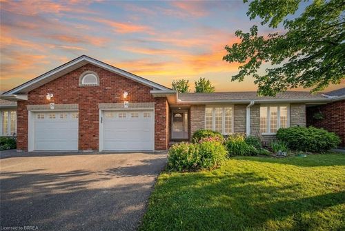 21-53 Beverly St E, Saint George, ON, N0E1N0 | Card Image