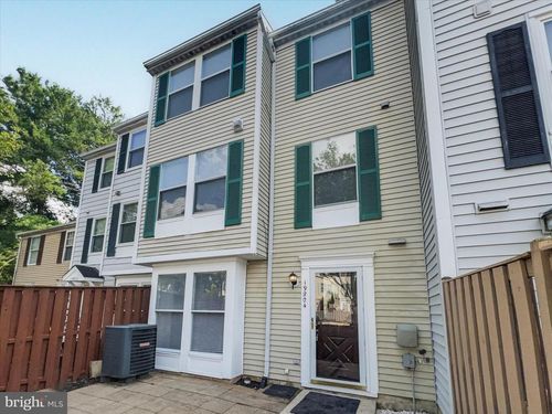 19804 Larentia Dr, GERMANTOWN, MD, 20874-1059 | Card Image
