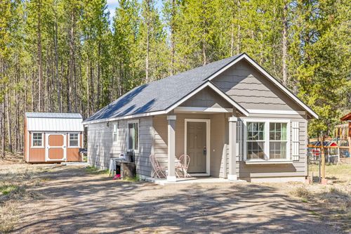 16320 Blacktail Ln, Bend, OR, 97707-2604 | Card Image