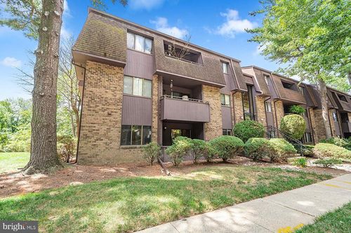 2312 Old Stone Mill Dr, East Windsor, NJ, 08512-2220 | Card Image