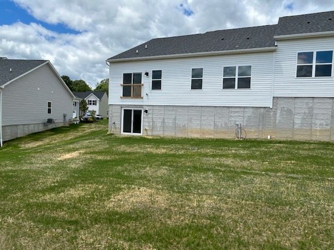 171 Smith Ln, Townhouse with 3 bedrooms, 2 bathrooms and 2 parking in Beaver Falls PA | Image 5
