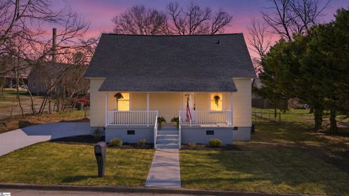 10 Bobo St, Greer, SC, 29650-2151 | Card Image