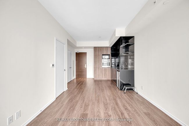 5210 - 70 Temperance St, Condo with 1 bedrooms, 1 bathrooms and null parking in Toronto ON | Image 18