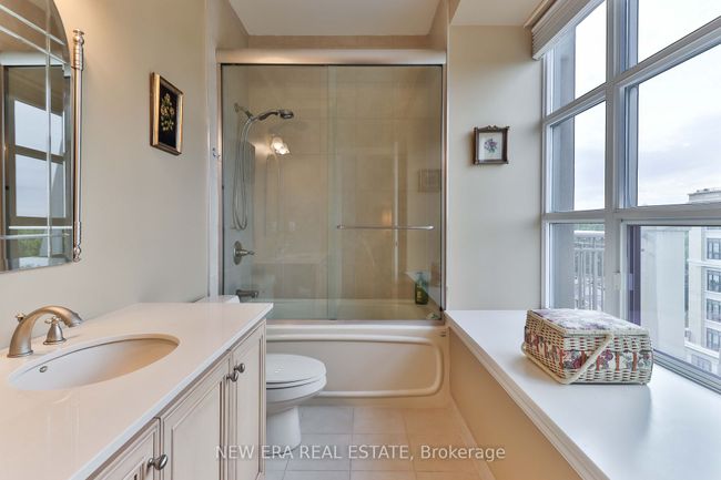 PH1 - 2855 Bloor St W, Condo with 2 bedrooms, 3 bathrooms and 2 parking in Etobicoke ON | Image 22