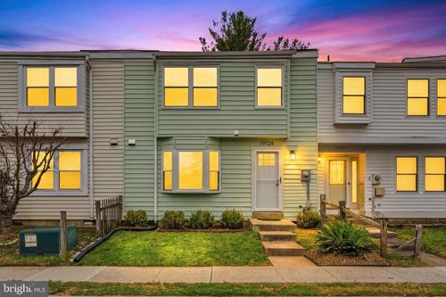 19728 Wootton Ave, POOLESVILLE, MD, 20837-2053 | Card Image