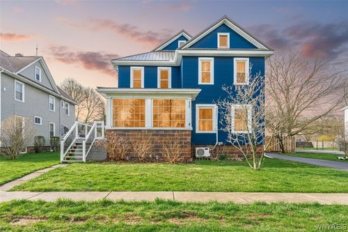 8432 East Ave, Gasport, NY, 14067-9103 | Card Image